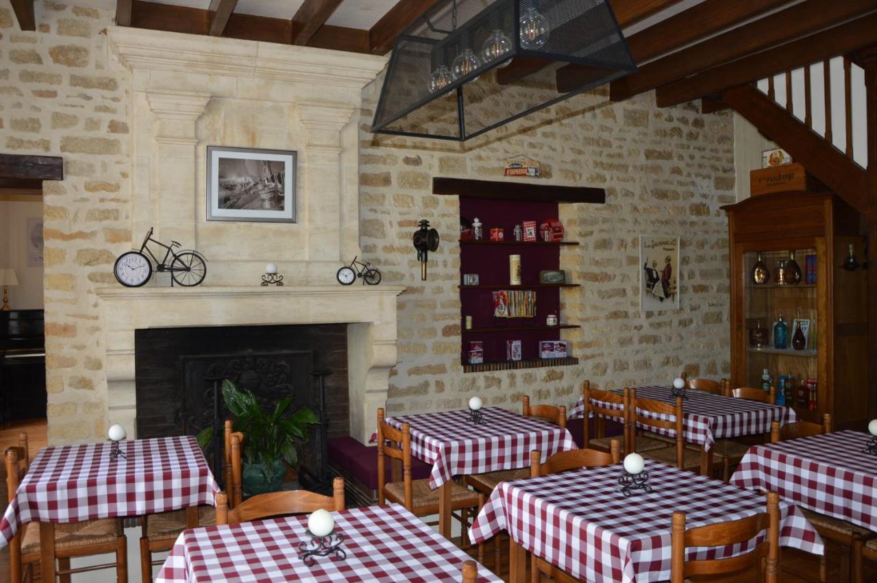 Logis Des Bessons Migron Exterior foto