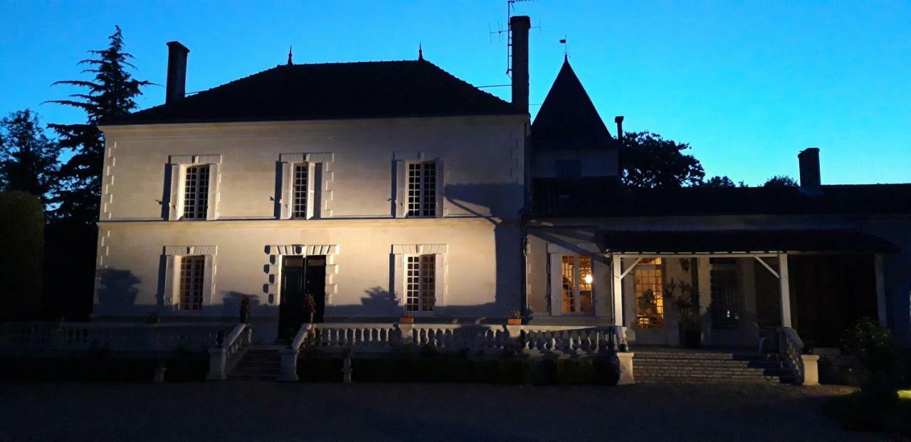 Logis Des Bessons Migron Exterior foto